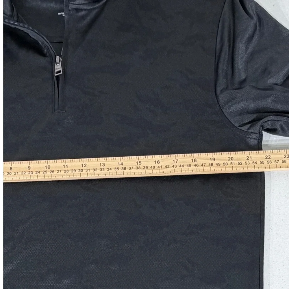 Oxford Mens Black 1/4 Zip Pullover Size Medium Subtle Camo Textured Performance‎